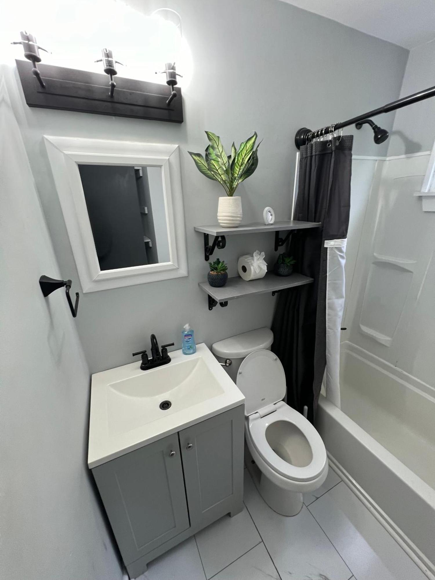 Fantastic 3Br Close To Botanical Gardens And Airport Норфолк Экстерьер фото